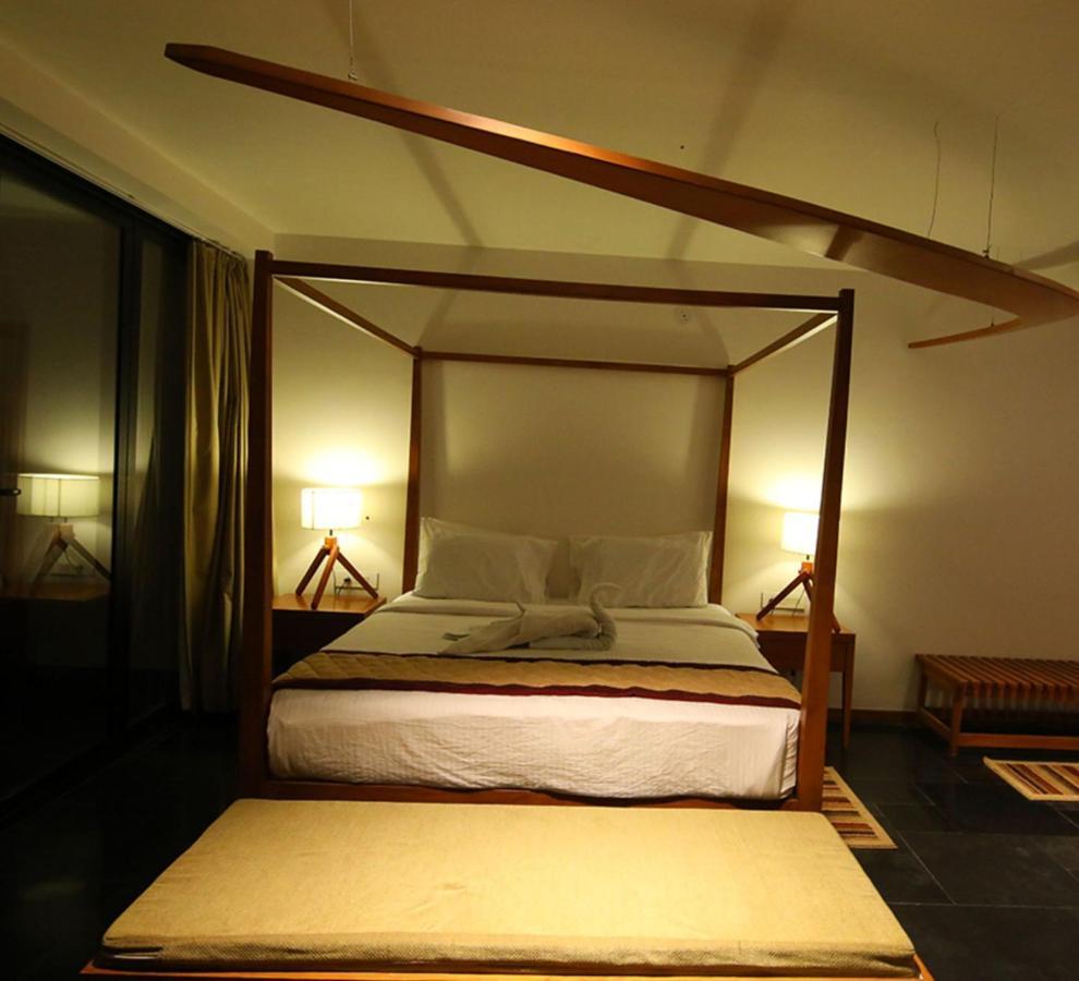 The Emerald Club ,Rajkot Eksteriør billede
