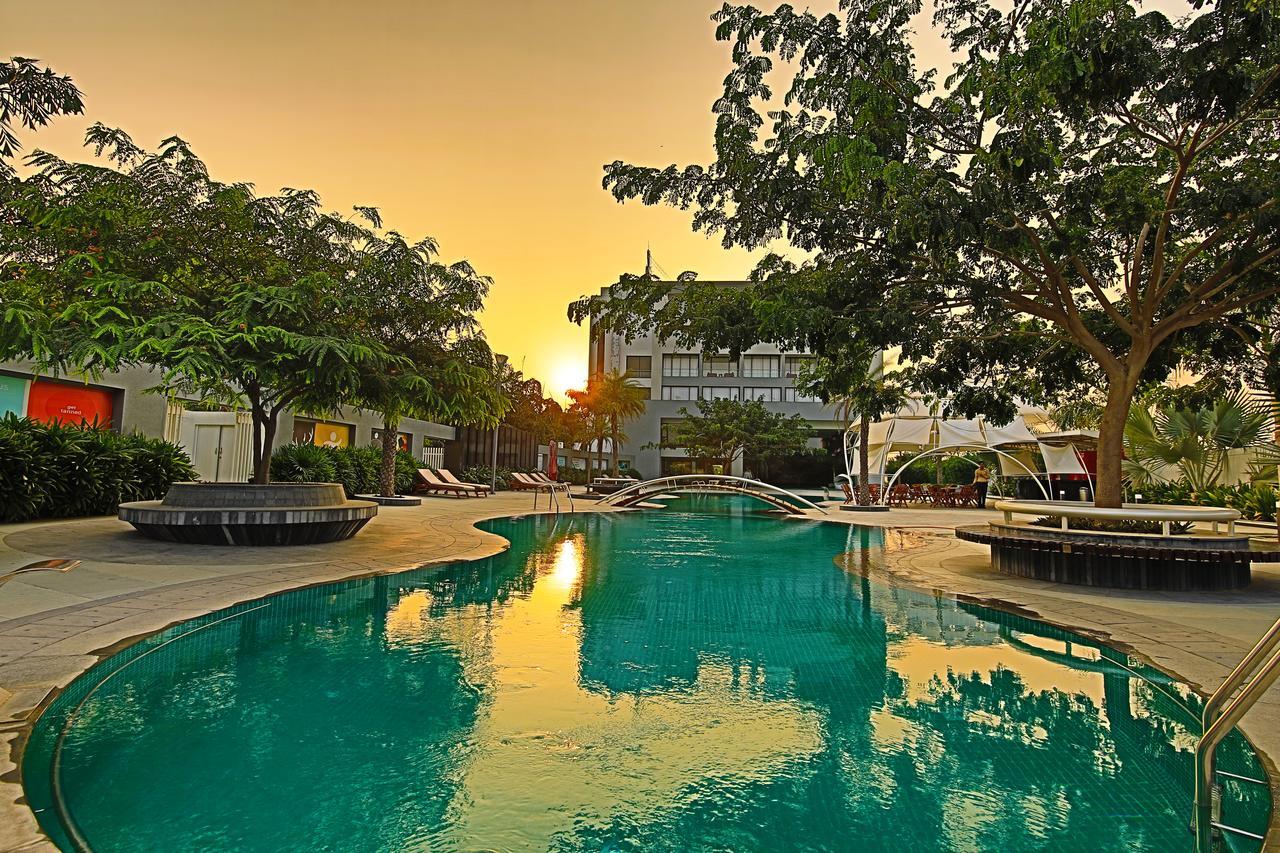 The Emerald Club ,Rajkot Eksteriør billede